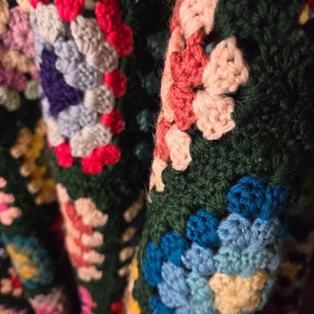 Vintage Handmade Granny Square Cottagecore 70s Throw 88